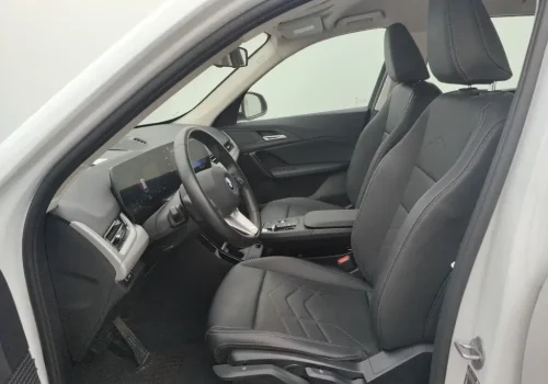 BMW_iX1_xDrive30_interier4