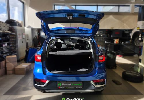 MG_ZS_EV_FWD_modra_kufr