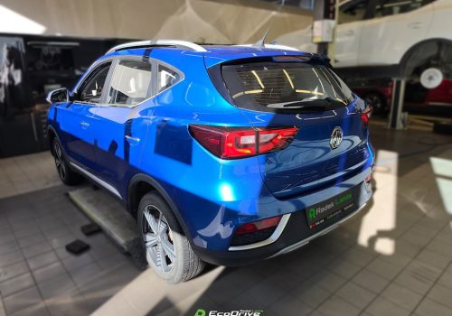 MG_ZS_EV_FWD_modra_zadek-1