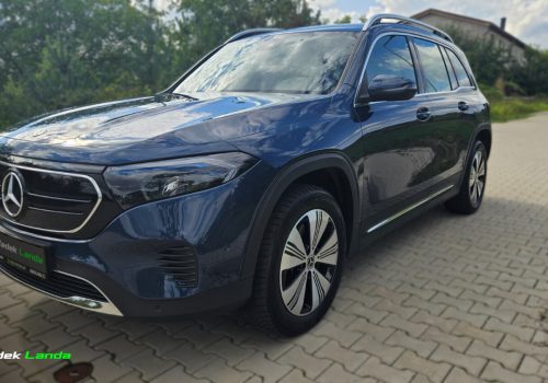 Mercedes-Benz-EQB_250_modra_predek3