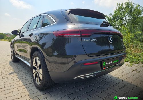 Mercedes-Benz_EQC_400_cerna_zadek