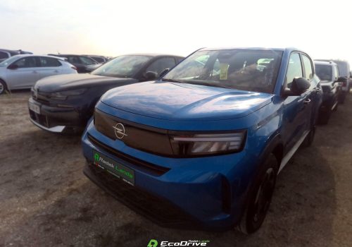 Opel_Frontera_Electric_44_kWh_LFP_modra_predek