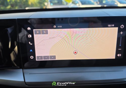 Opel_Frontera_Electric_cerna_navi