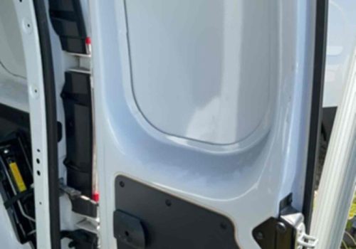 Renault_Kangoo_Van_Z-E-33_bola_nakladovy-prostor3