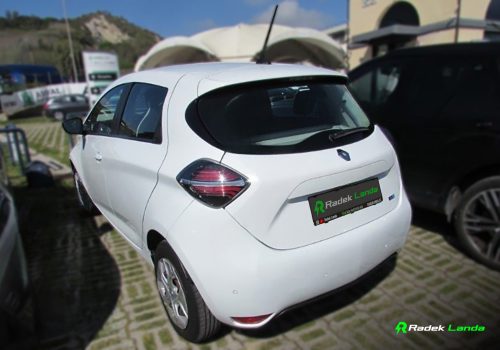 Renault_zoe_life_bila_zadek