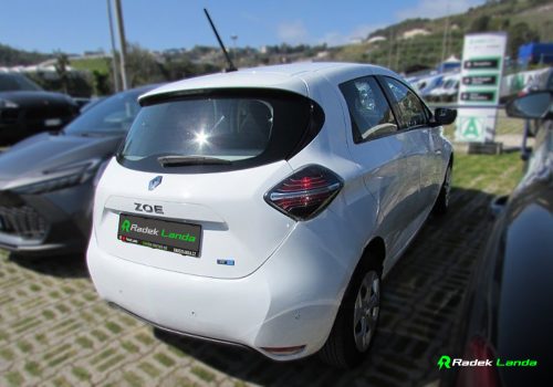 Renault_zoe_life_bila_zadek2