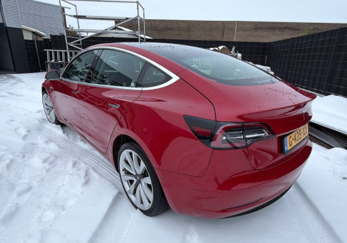 Tesla-Model-3-Long-Range-75-kWh-03