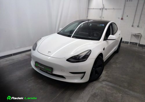 Tesla_Model-3_LR_DM_bila_predek2