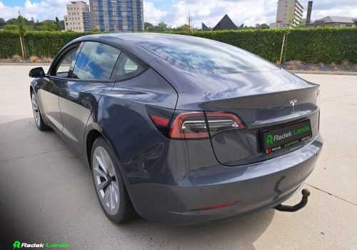 Tesla_Model-3_seda_yadek