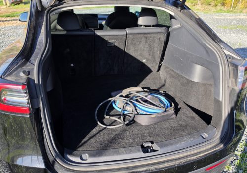 Tesla_Model-Y_LR_Dual_cerna_kufr