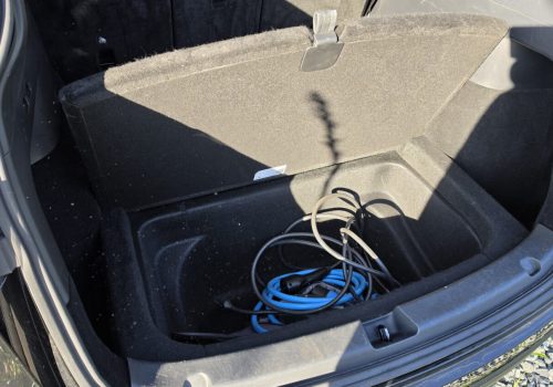 Tesla_Model-Y_LR_Dual_cerna_kufr2