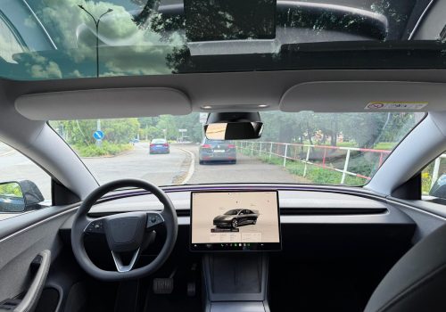 Tesla_Model_3-Long_Range_RWD_seda_interier2