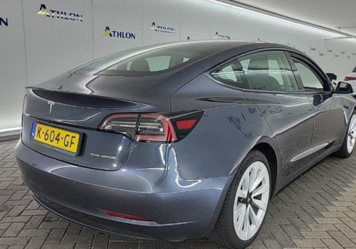 Tesla_Model_3_Long_Range_75_kWh_3