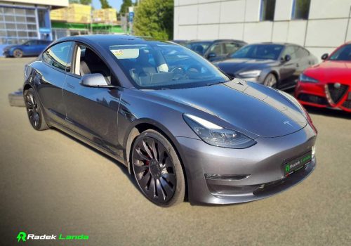 Tesla_Model_3_Performance_Dual_Motor_AWD_seda_predek