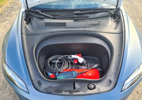 Tesla_Model_3_Performance_Highland_modra_frunk