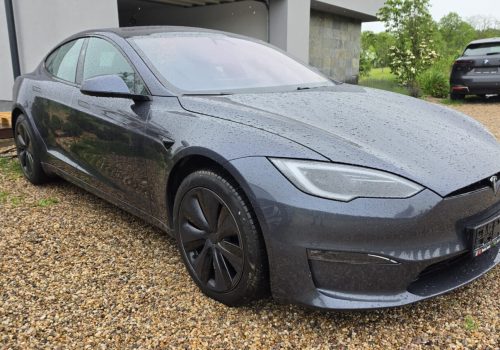 Tesla_Model_S_Long_Range_seda_predek2
