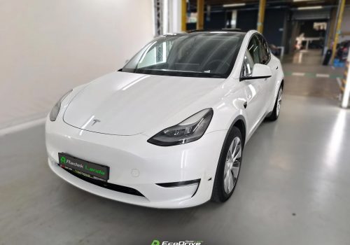 Tesla_Model_Y_Long_Range_AWD_bila_predek2