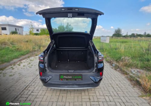 Volkswagen_ID-5_Pro_Performance_cerna_zavazadlvy-prostor